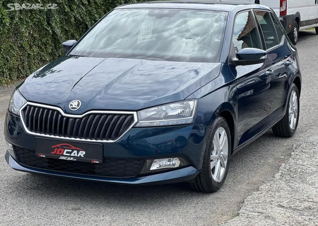 Škoda Fabia 1.0TSi 70kw KAMERA TEMPOMAT manuální